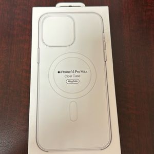 Apple iPhone 14 Pro Max MagSafe Clear Case